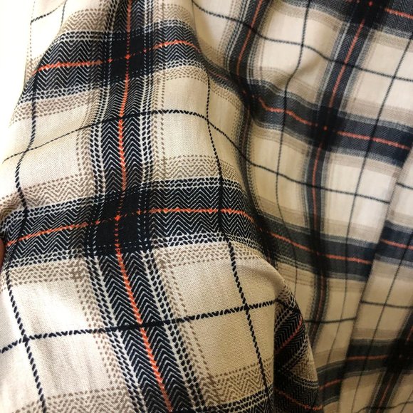 She + Sky Brown Plaid Bubble Sleeves Knitted Top - Picture 13 of 13